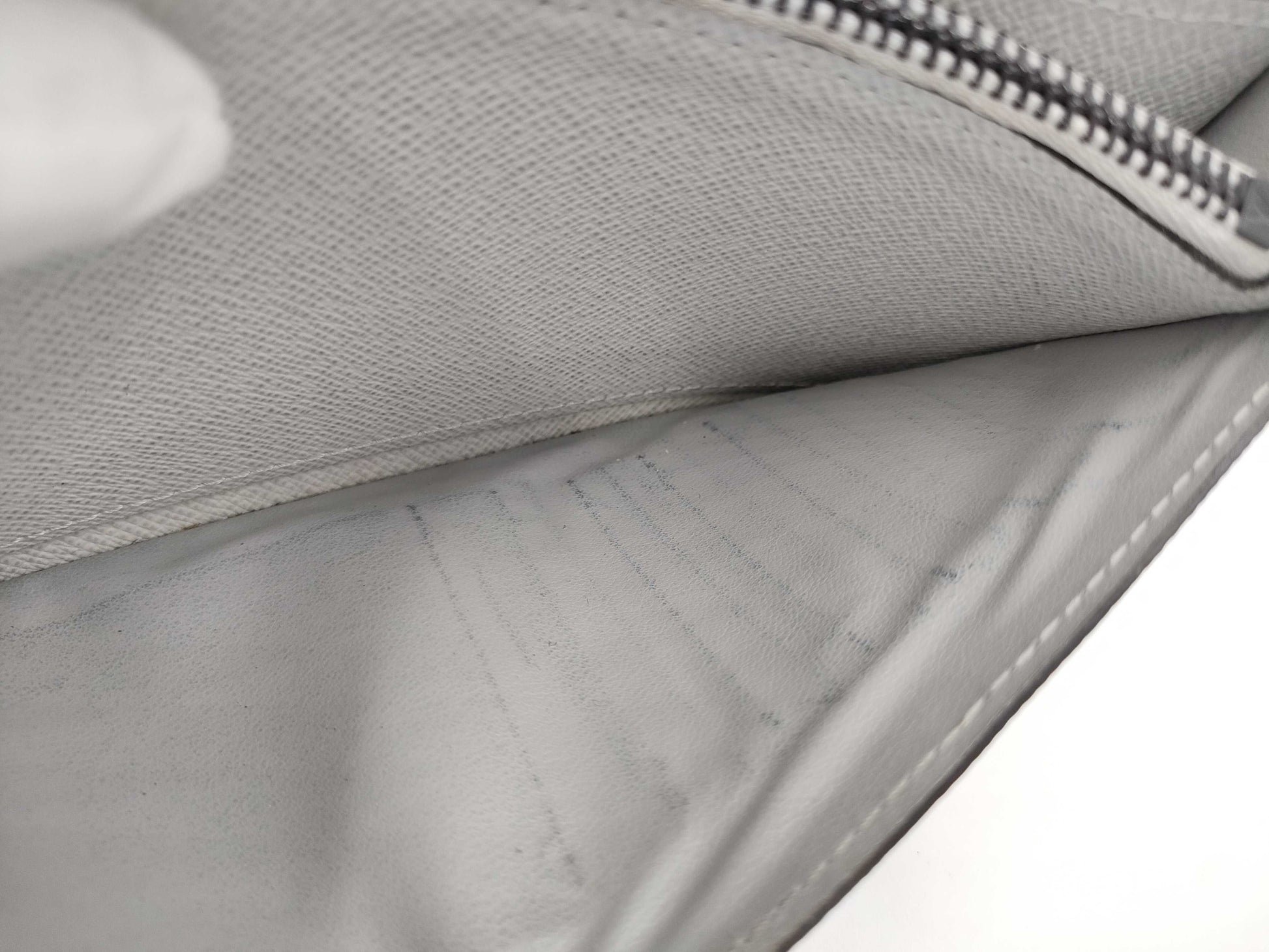 LOUIS VUITTON Epi Leather Portefeuille Brazza M81371 Wallet