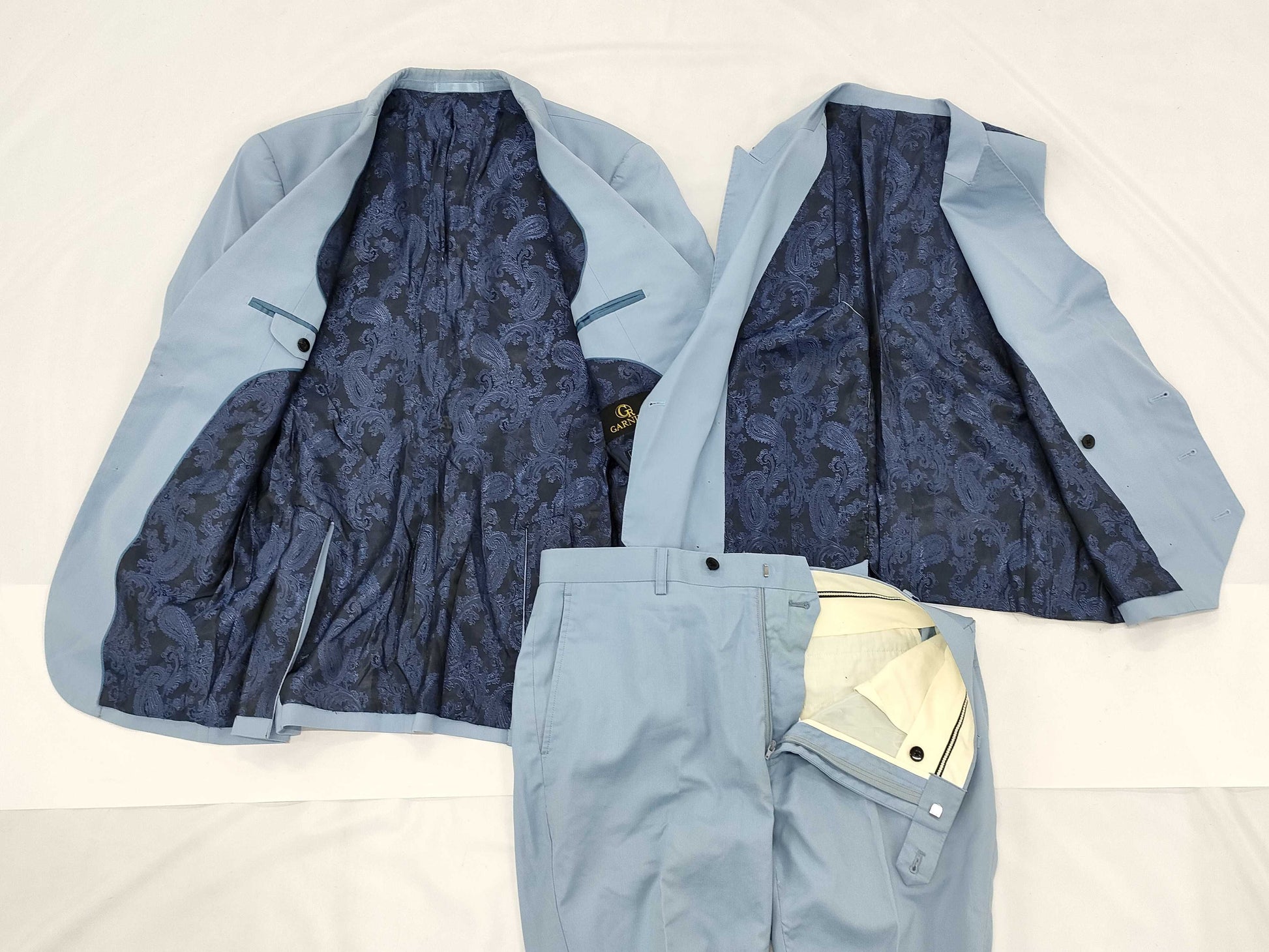 GARNIER 3-piece Paisley Suit, Size L, Other Apparel