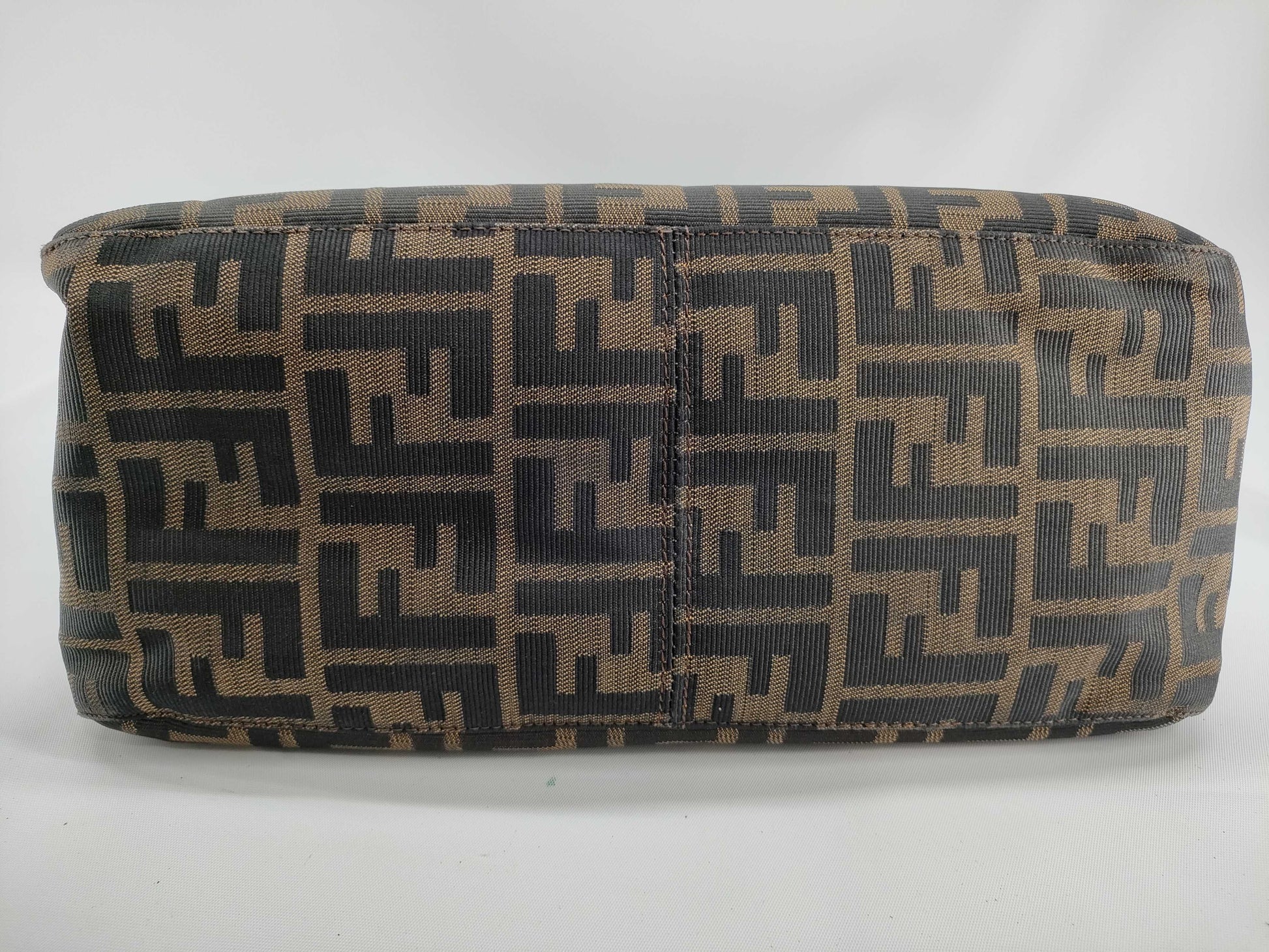 FENDI Zucca Pattern Shoulder Bag Mamma Bucket Zucca Canvas Brown Shoulder Bag