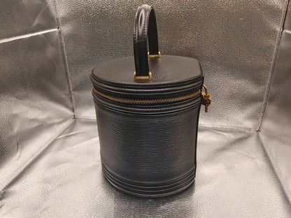 LOUIS VUITTON Epi Cannes M48032 A20915 Vertical Vanity Bag in Epi Leather Noir with Padlock, Key, and Pouch