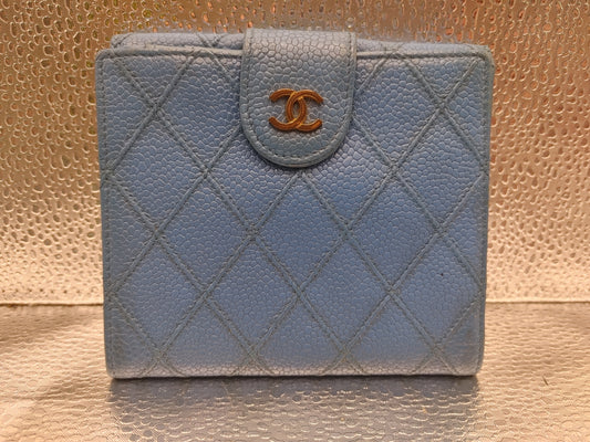 CHANEL Bicolor Double-Hook Compact Wallet with Seal 4773277 Caviar Skin Blue Wallet