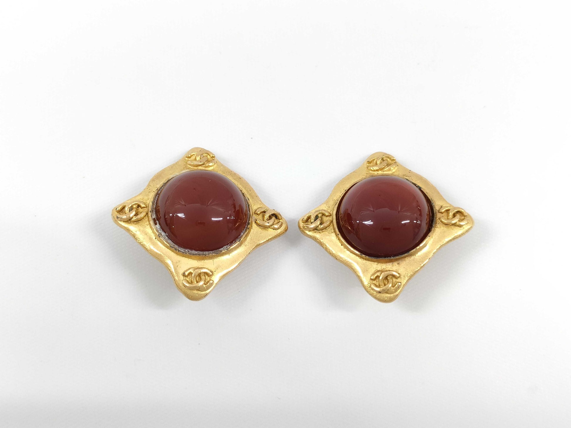 CHANEL Color Stone Coco Mark Earrings with Rice
