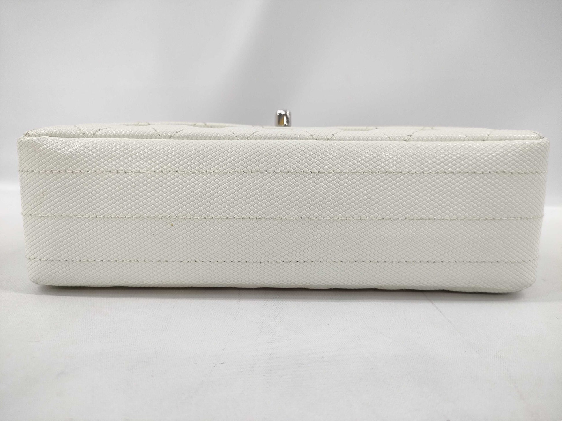 CHANEL Matelasse Plastic Chain Handbag