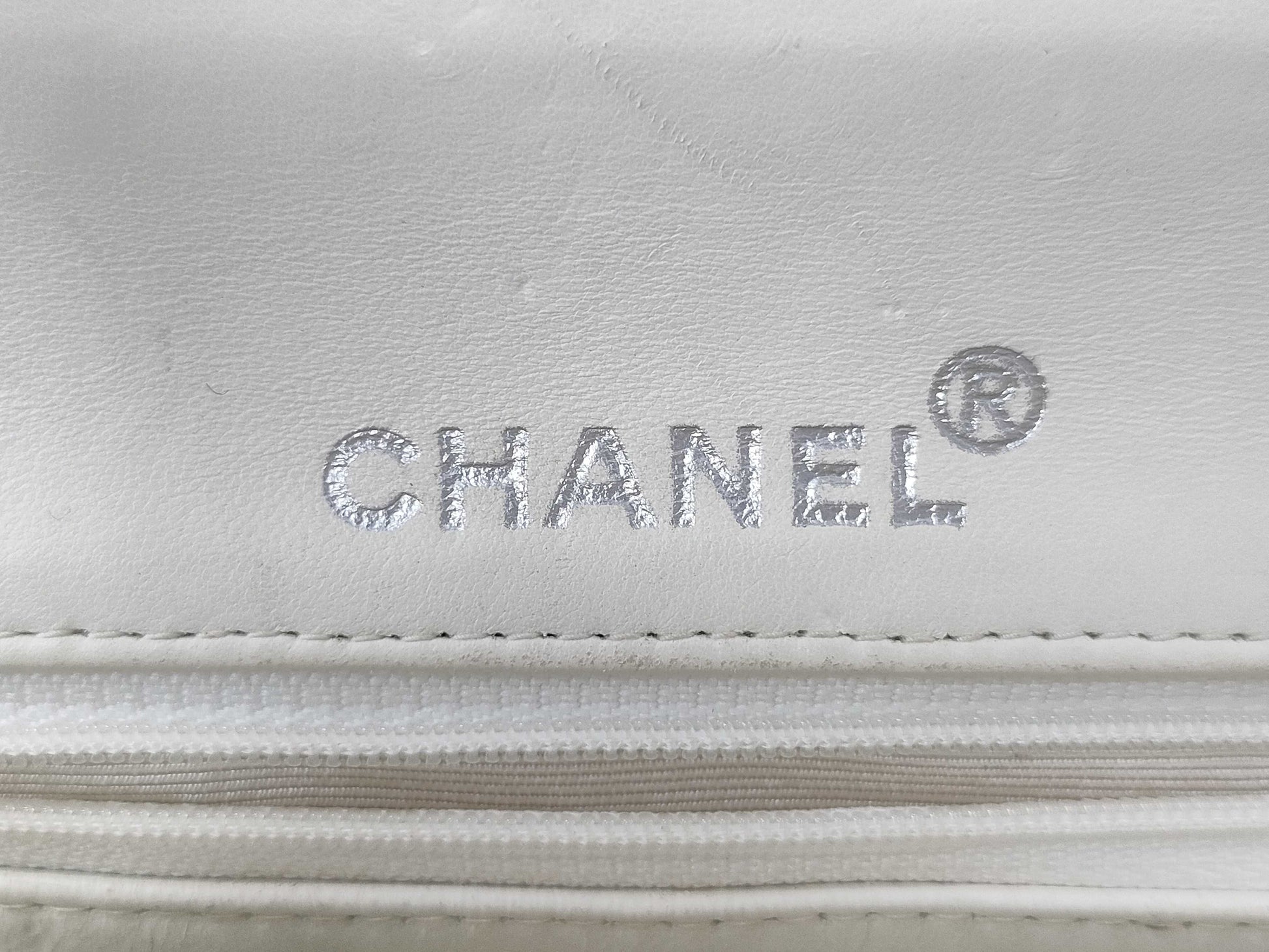 CHANEL Matelasse Plastic Chain Handbag