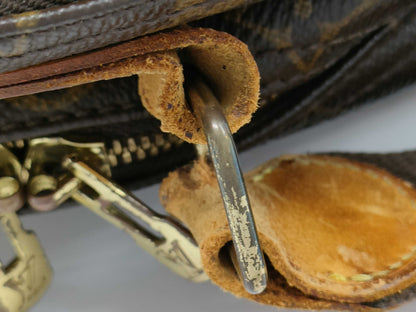LOUIS VUITTON M45252 Monogram Reporter GM Shoulder Bag