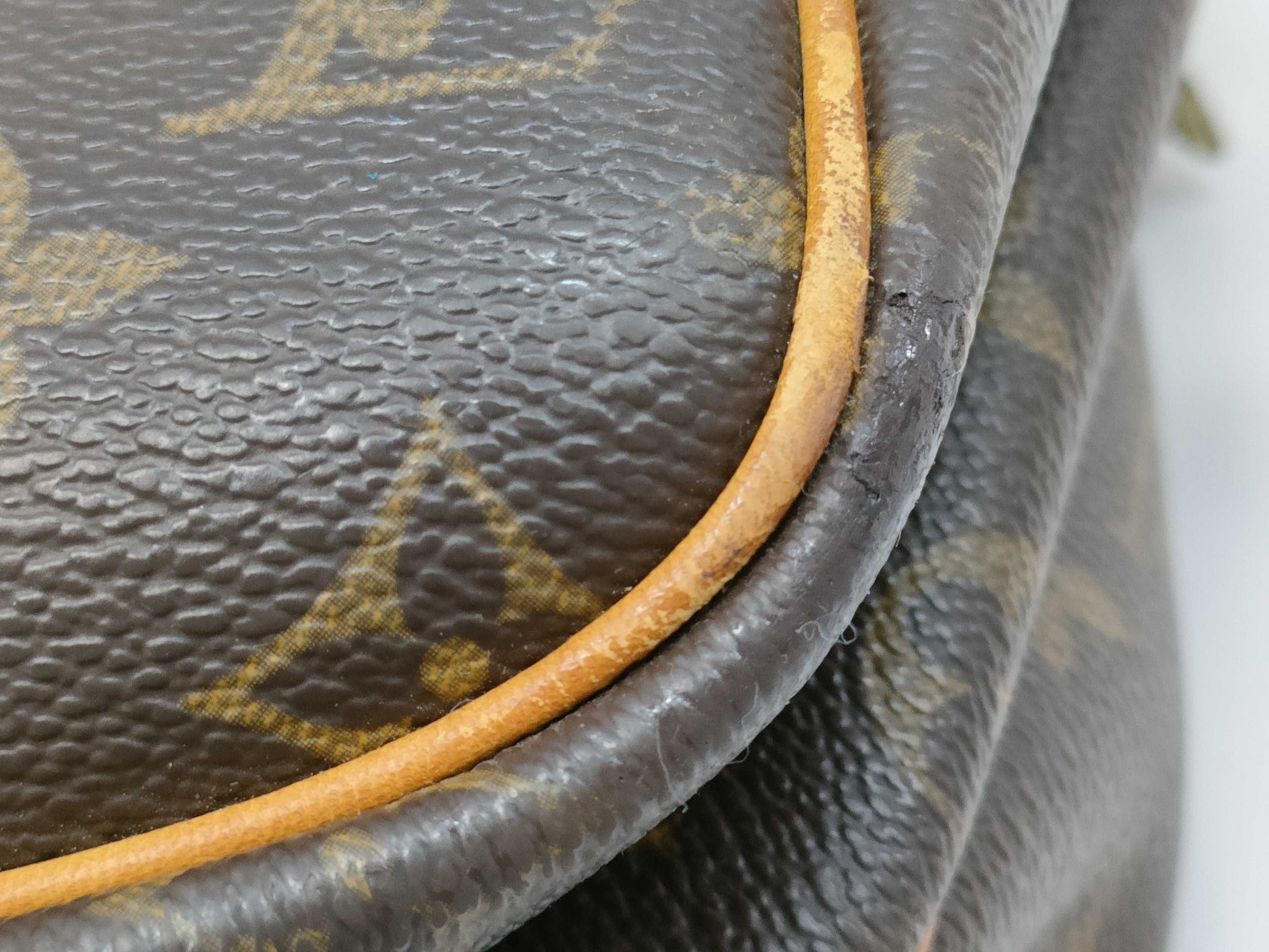 LOUIS VUITTON M45252 Monogram Reporter GM Shoulder Bag