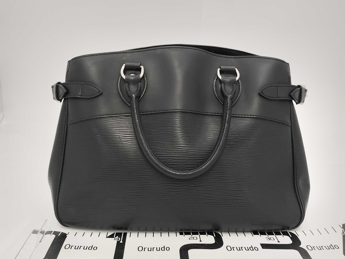 LOUIS VUITTON M59262 Monogram Louis Vuitton Epi Passy PM Handbag