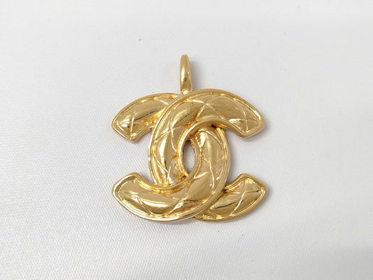 CHANEL Coco Mark Matelasse Pendant Necklace Top GP Pendant Top