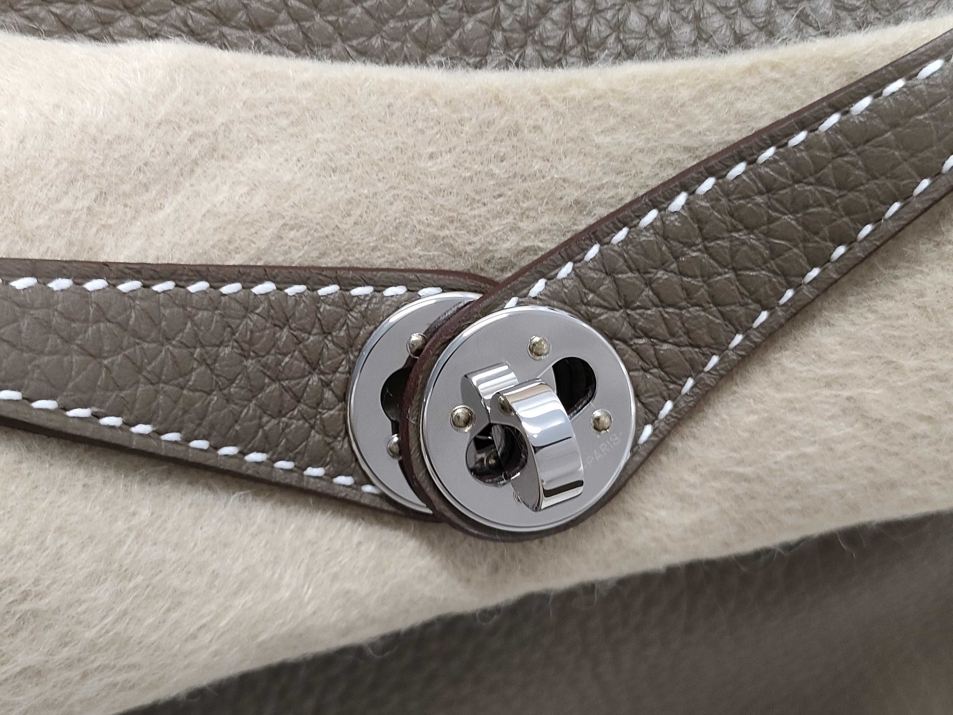 HERMES Lindy Mini Taurillon Etoupe Shoulder Bag with P Hardware and Double Stamp