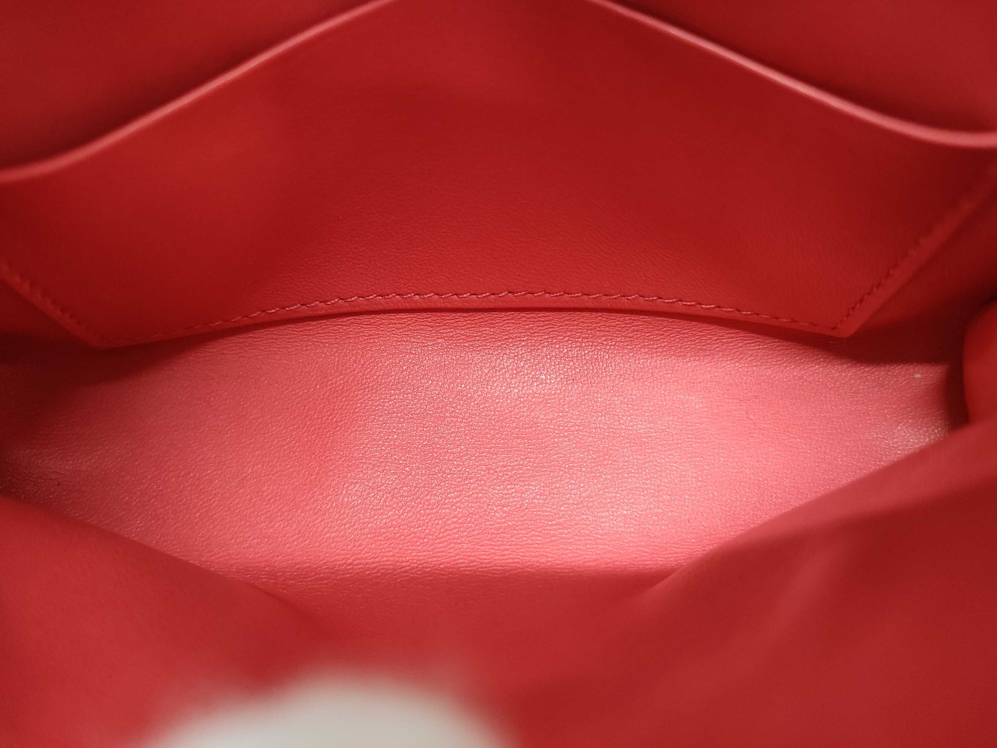 HERMES Kelly Mini Mini Kelly 15 Shoulder Bag in Epsom Leather, Rouge Kazak Leather, Silver Hardware