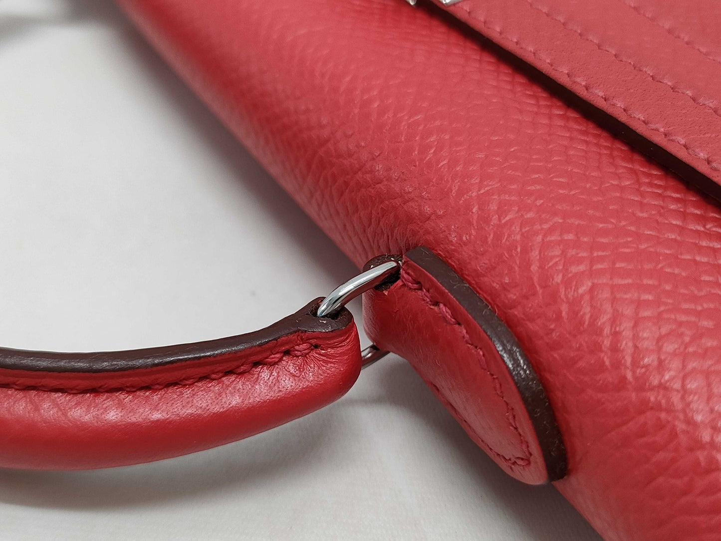 HERMES Kelly Mini Mini Kelly 15 Shoulder Bag in Epsom Leather, Rouge Kazak Leather, Silver Hardware