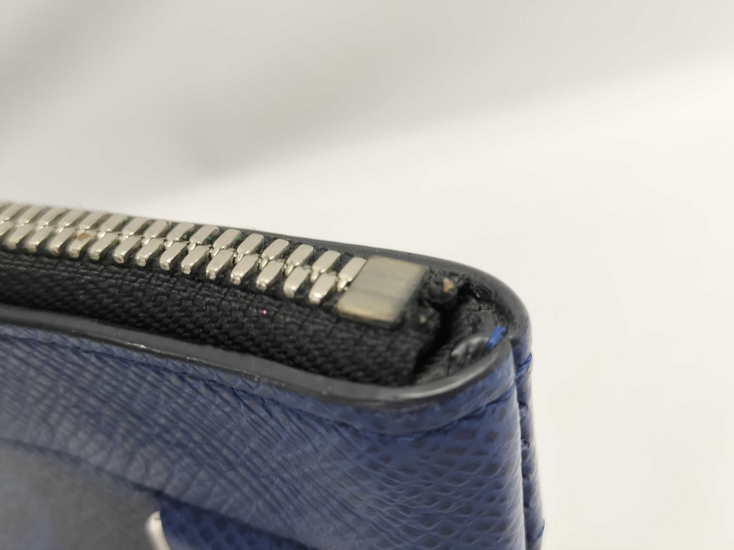 LOUIS VUITTON Taiga Rama Pochette Discovery PM Cobalt M30278 SP4119 Pouch