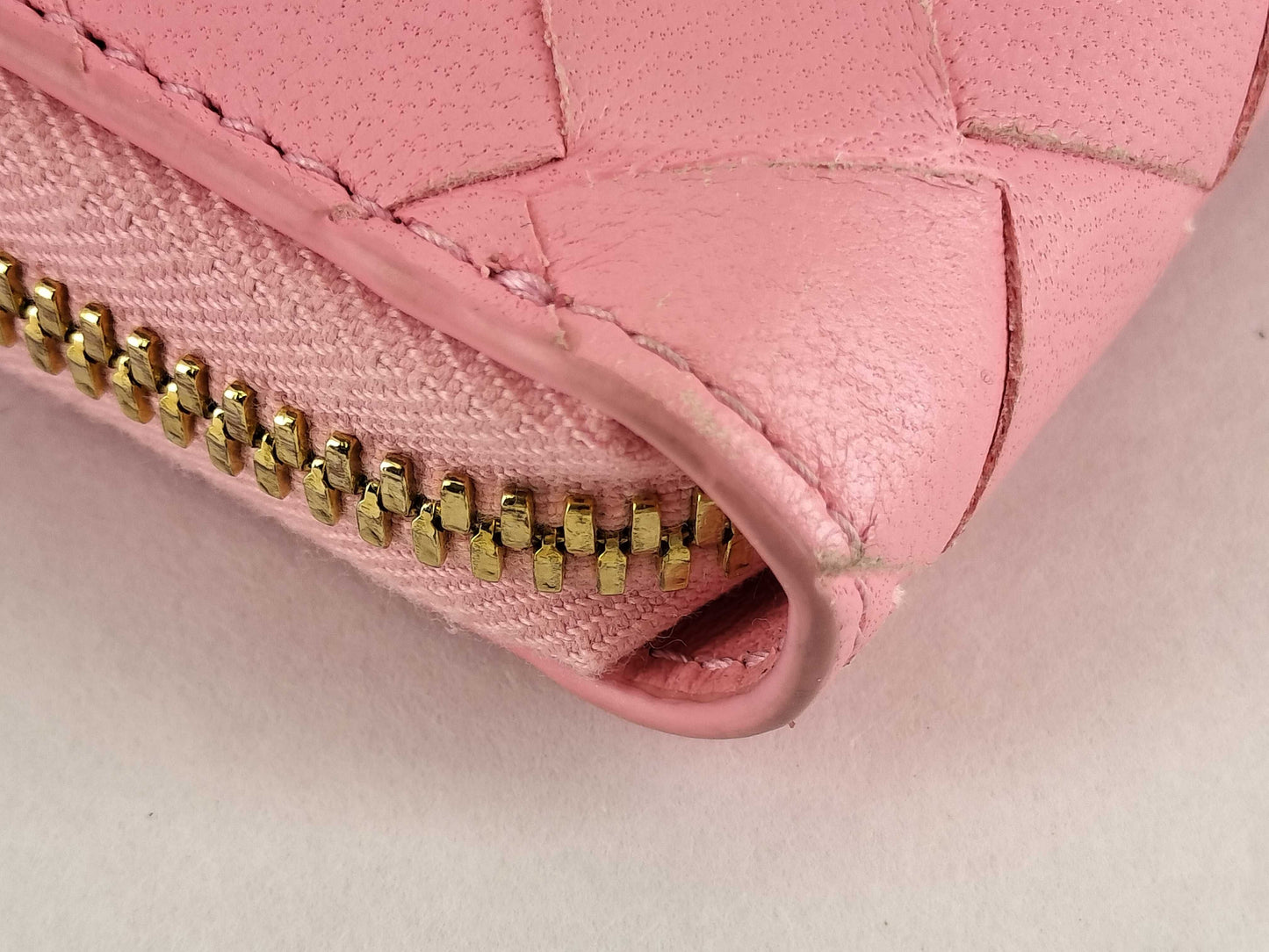 BOTTEGA VENETA Intrecciato Bottega Intrecciato Round Zip Wallet Accessories: Box, Dust Bag, Wallet