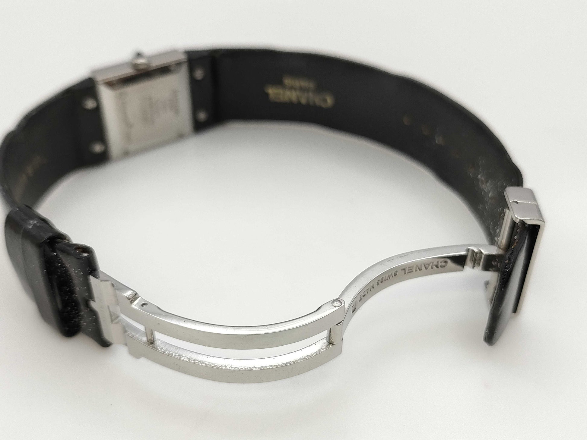 CHANEL Matelasse F.K.80901 Quartz Women's Watch