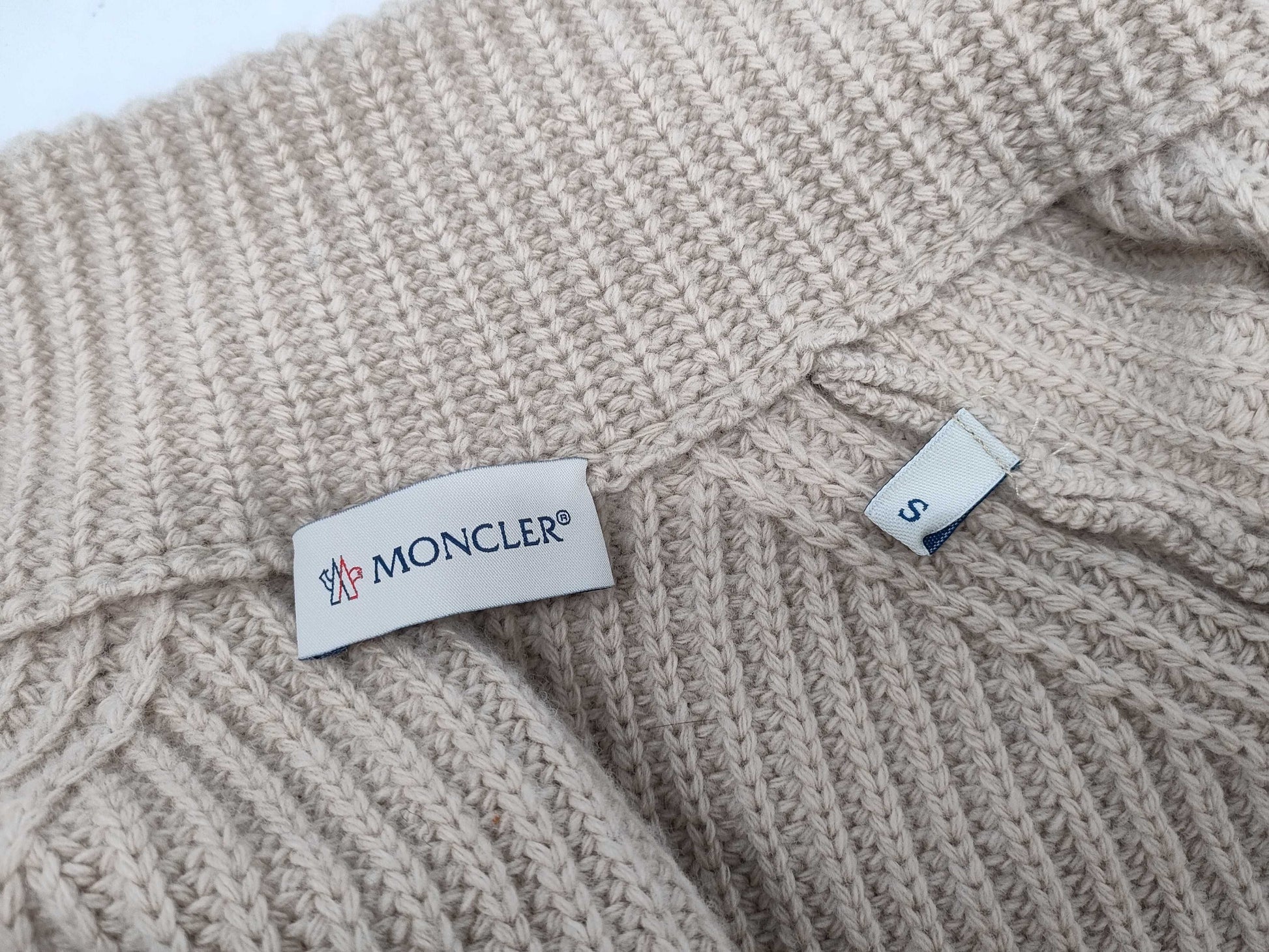MONCLER Moncler Cardigan Down Jacket Knit Switch I20939B00006 M1241 S Jacket