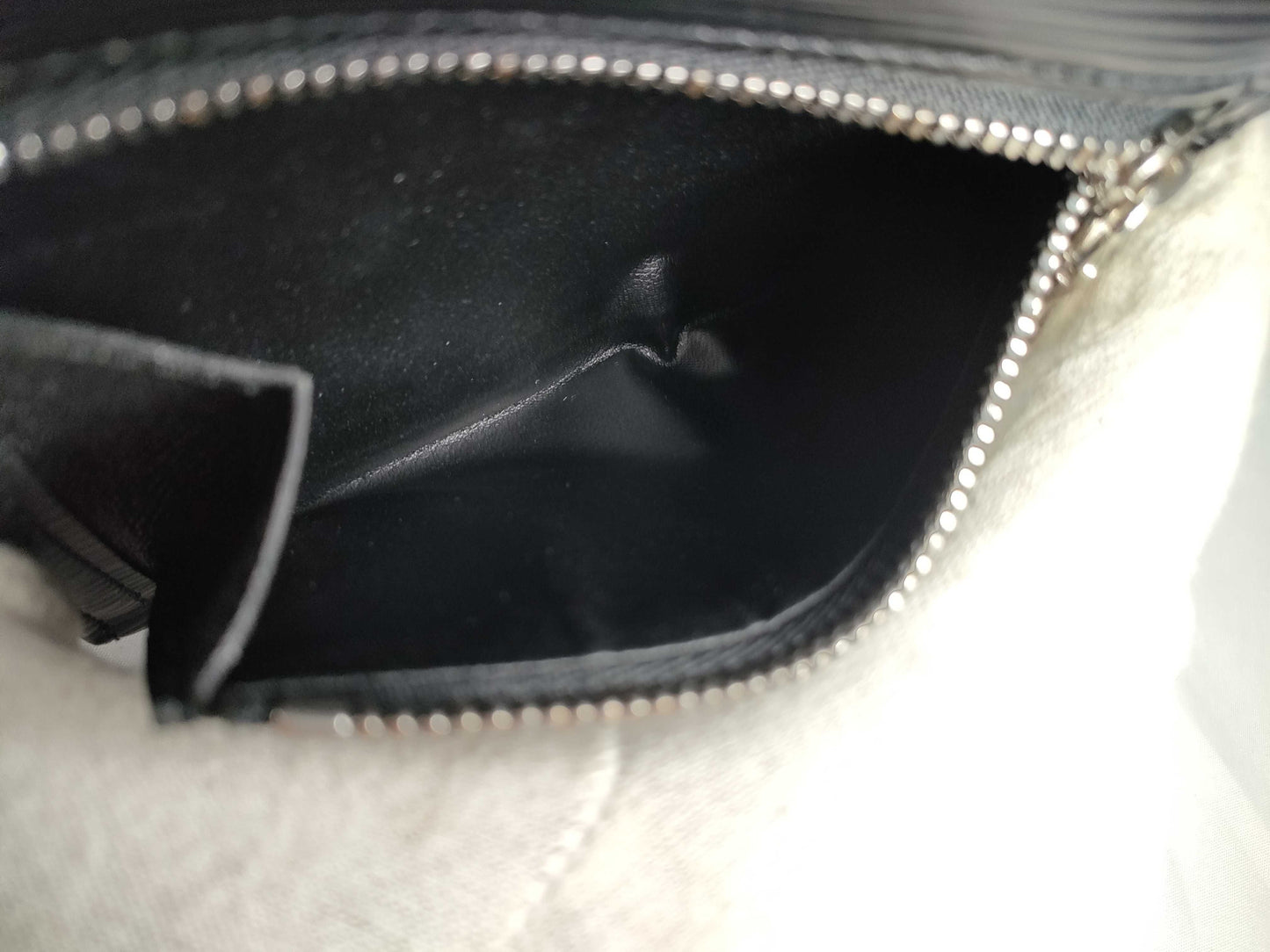 LOUIS VUITTON M58012 Epi Portefeuille Koala Black M58012 SR0095 Wallet