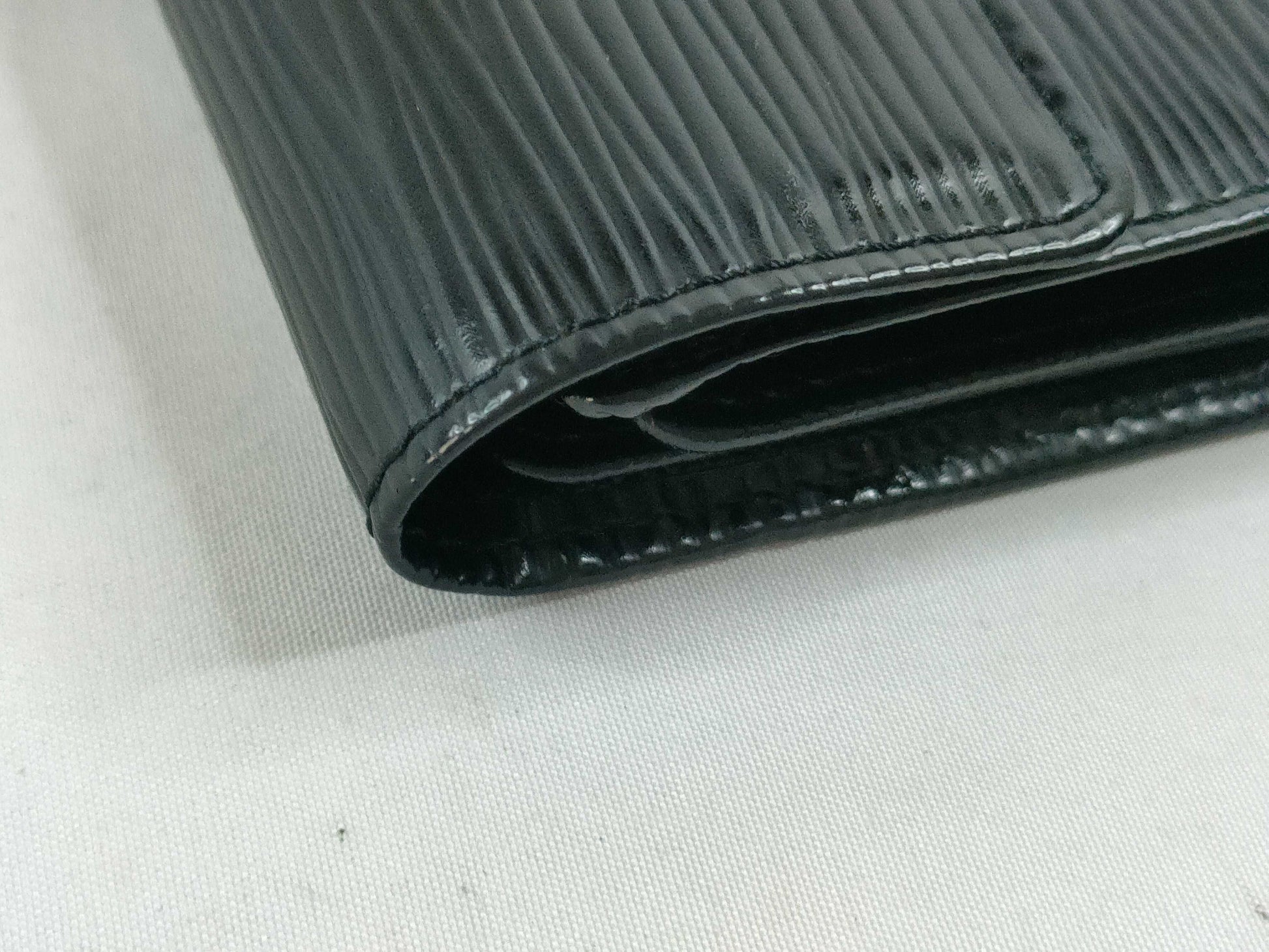 LOUIS VUITTON M58012 Epi Portefeuille Koala Black M58012 SR0095 Wallet