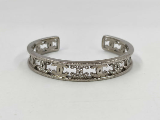 CHANEL Coco Mark Rhinestone Bangle Silver A22A Bracelet/Bangle