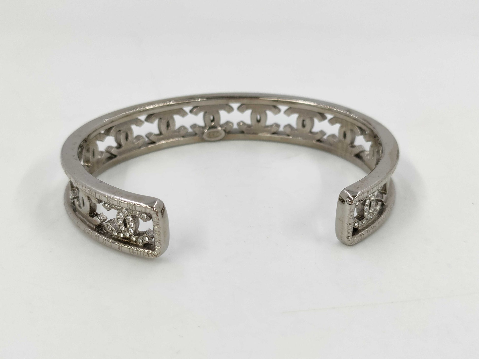 CHANEL Coco Mark Rhinestone Bangle Silver A22A Bracelet/Bangle