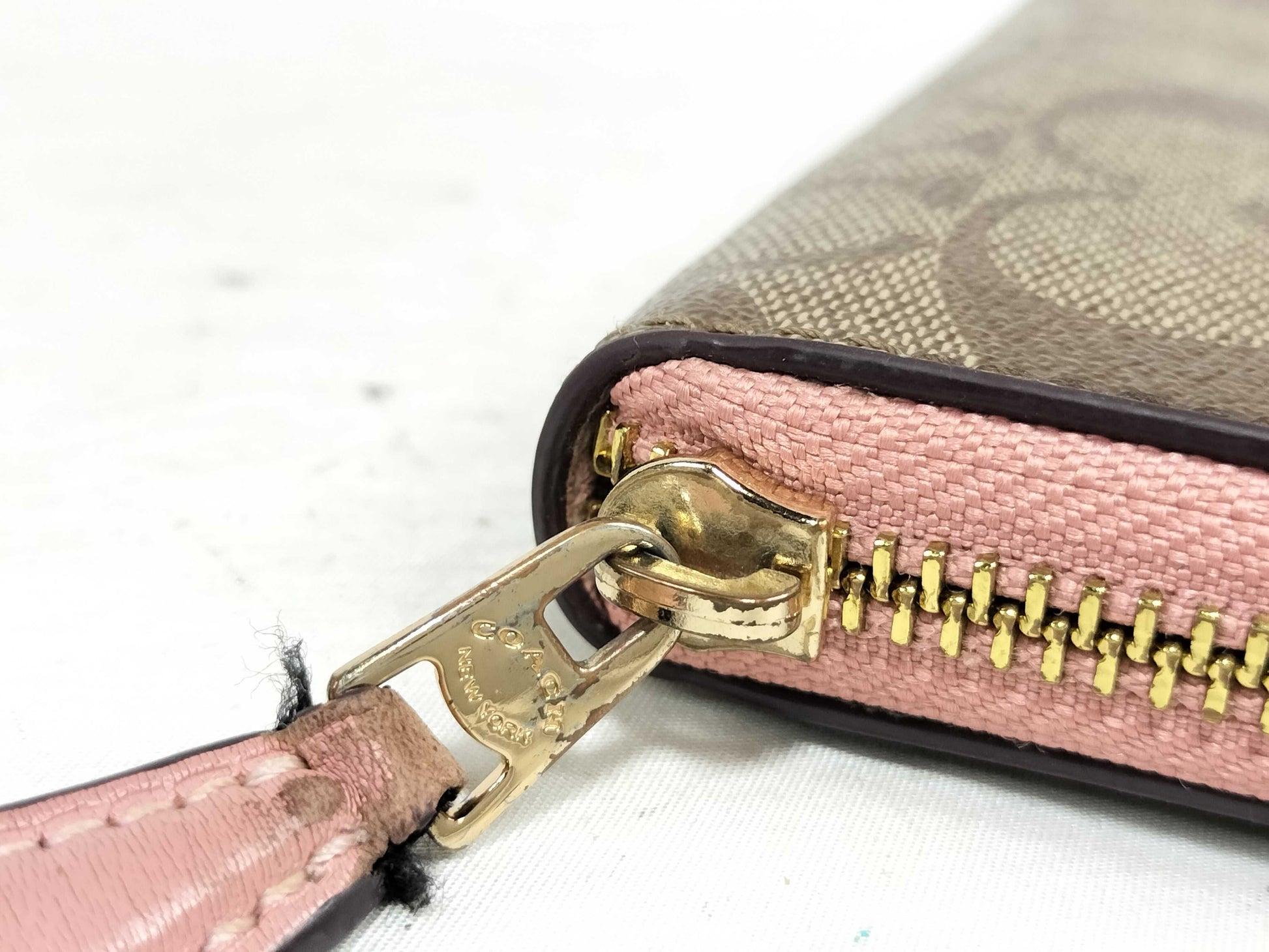 COACH Signature Coach Signature Wallet Wallet