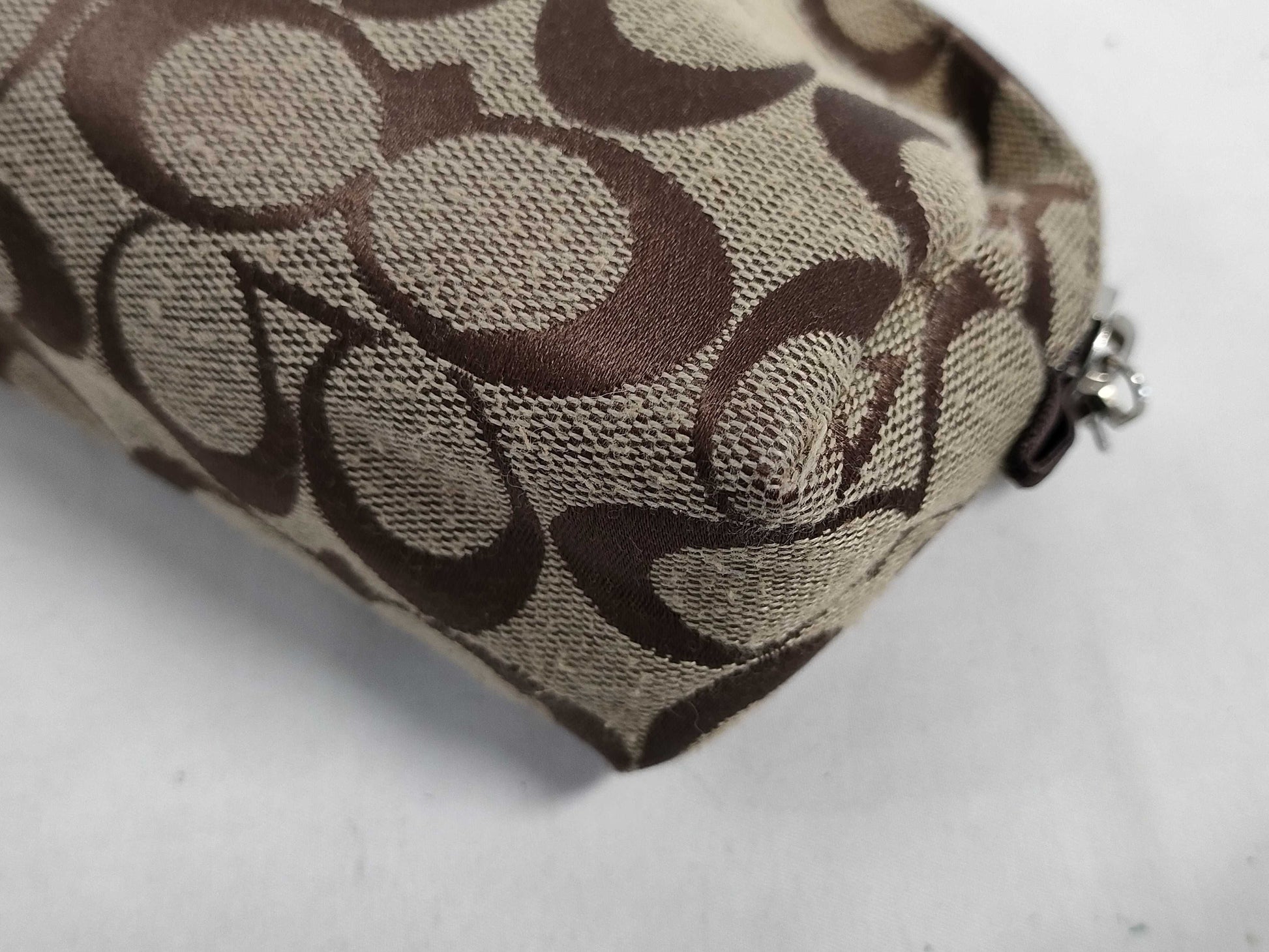 COACH Signature Coach Signature Pouch Pouch