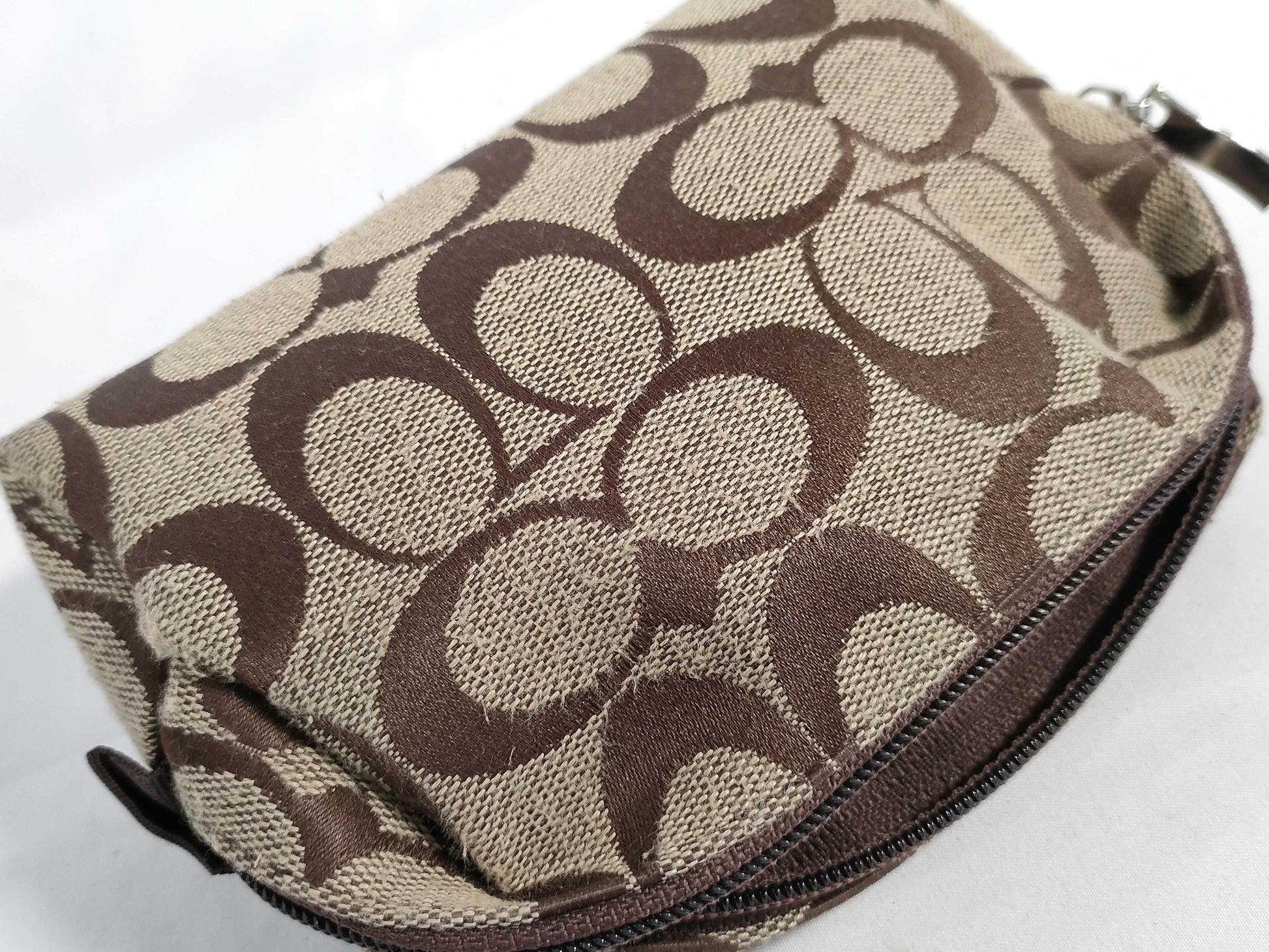COACH Signature Coach Signature Pouch Pouch