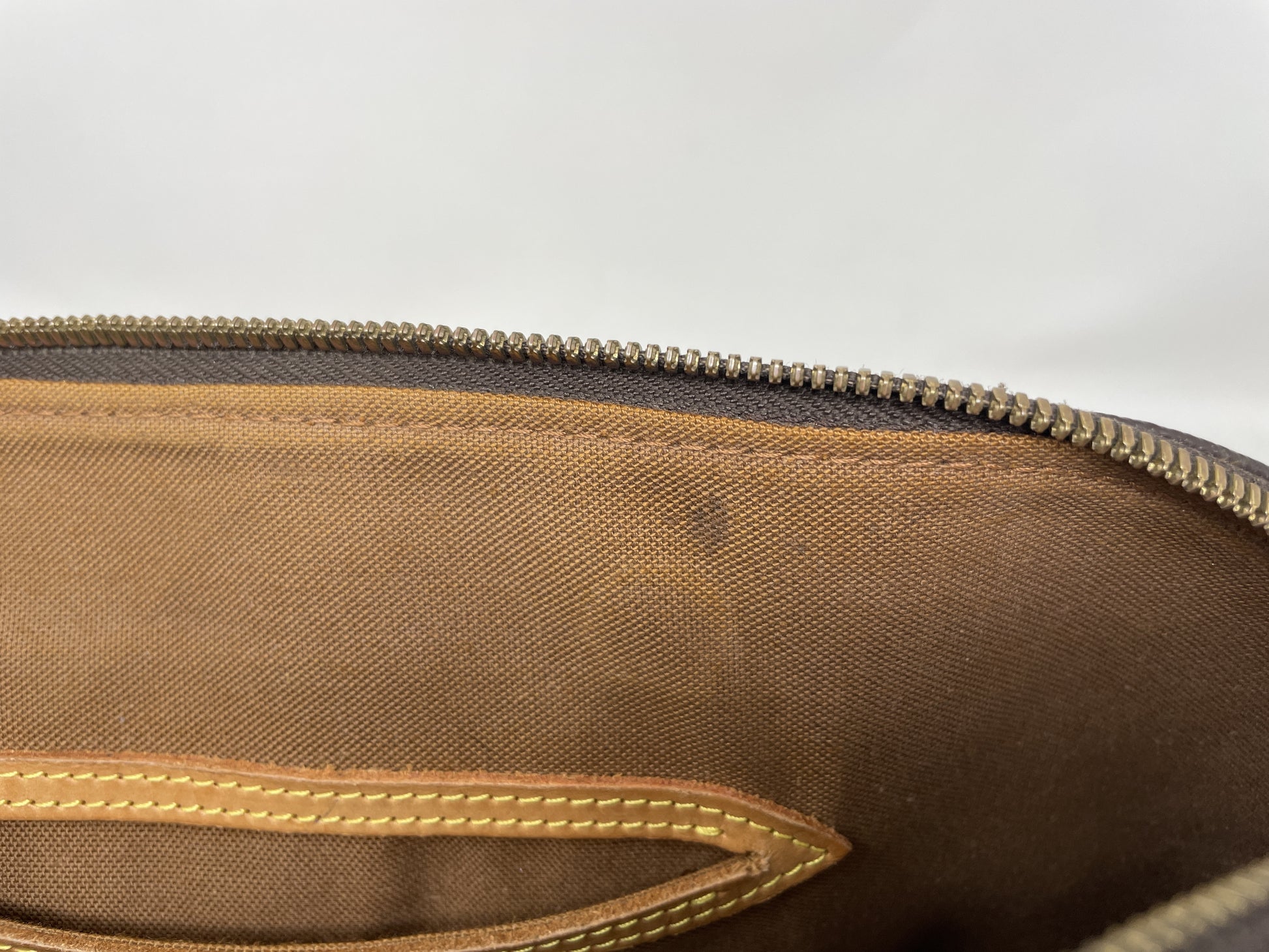 LOUIS VUITTON Alma M51130 Handbag