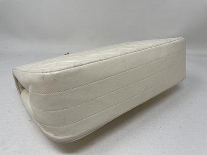 CHANEL CHANEL Matelasse Shoulder Bag Turn Lock White with Seal