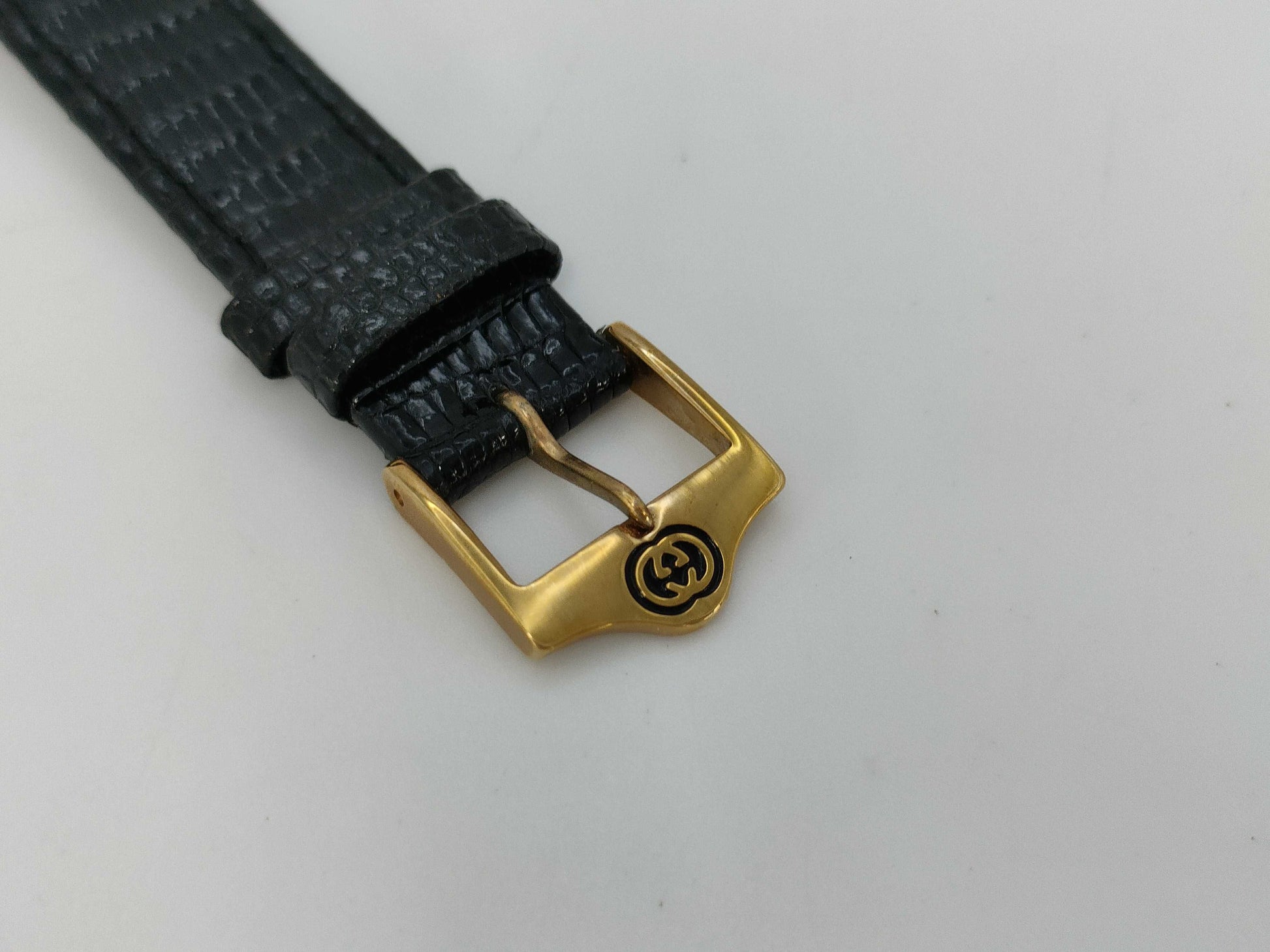 GUCCI Quartz Unmoving Women's Watch