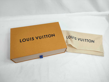 LOUIS VUITTON M61867 Mahina Louis Vuitton Zippy Wallet Noir Box Dust Bag Wallet