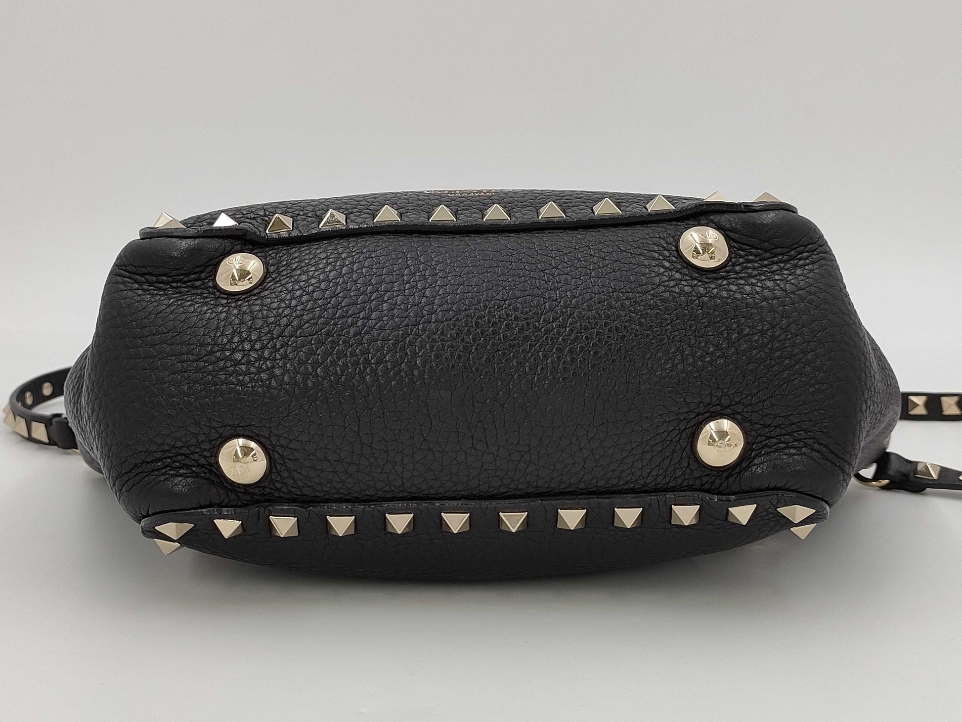 Valentino Garavani VALENTINO Garavani Rock Studs Leather Mini 2way bag Black bag