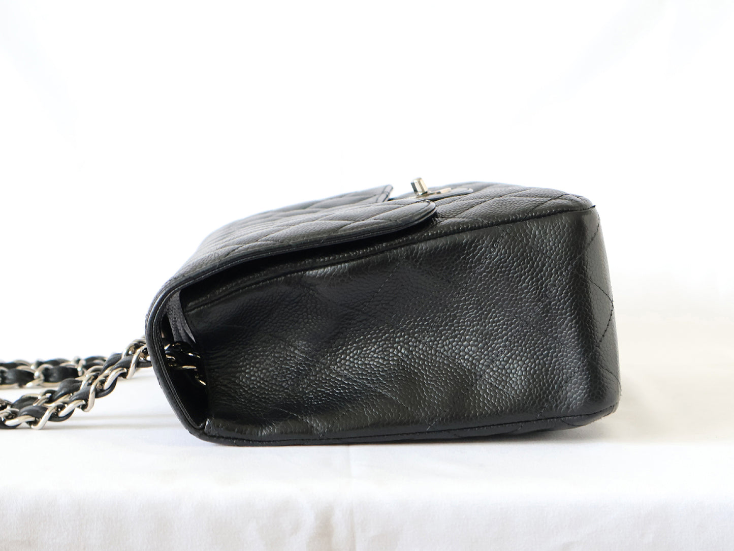 CHANEL Seal 11 Series Caviar Skin Deca Matelasse 30 Double Chain Shoulder Bag Black