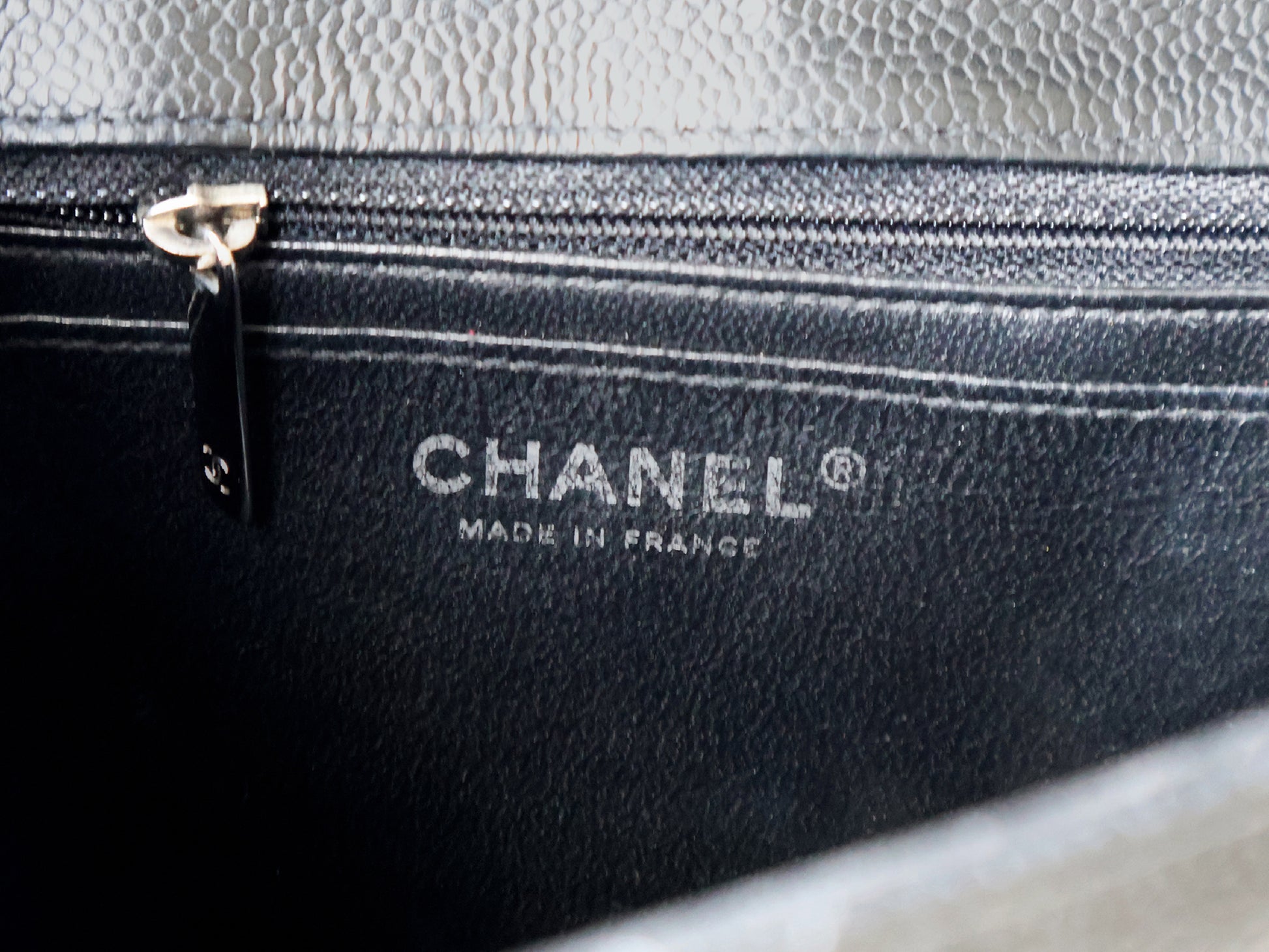 CHANEL Seal 11 Series Caviar Skin Deca Matelasse 30 Double Chain Shoulder Bag Black