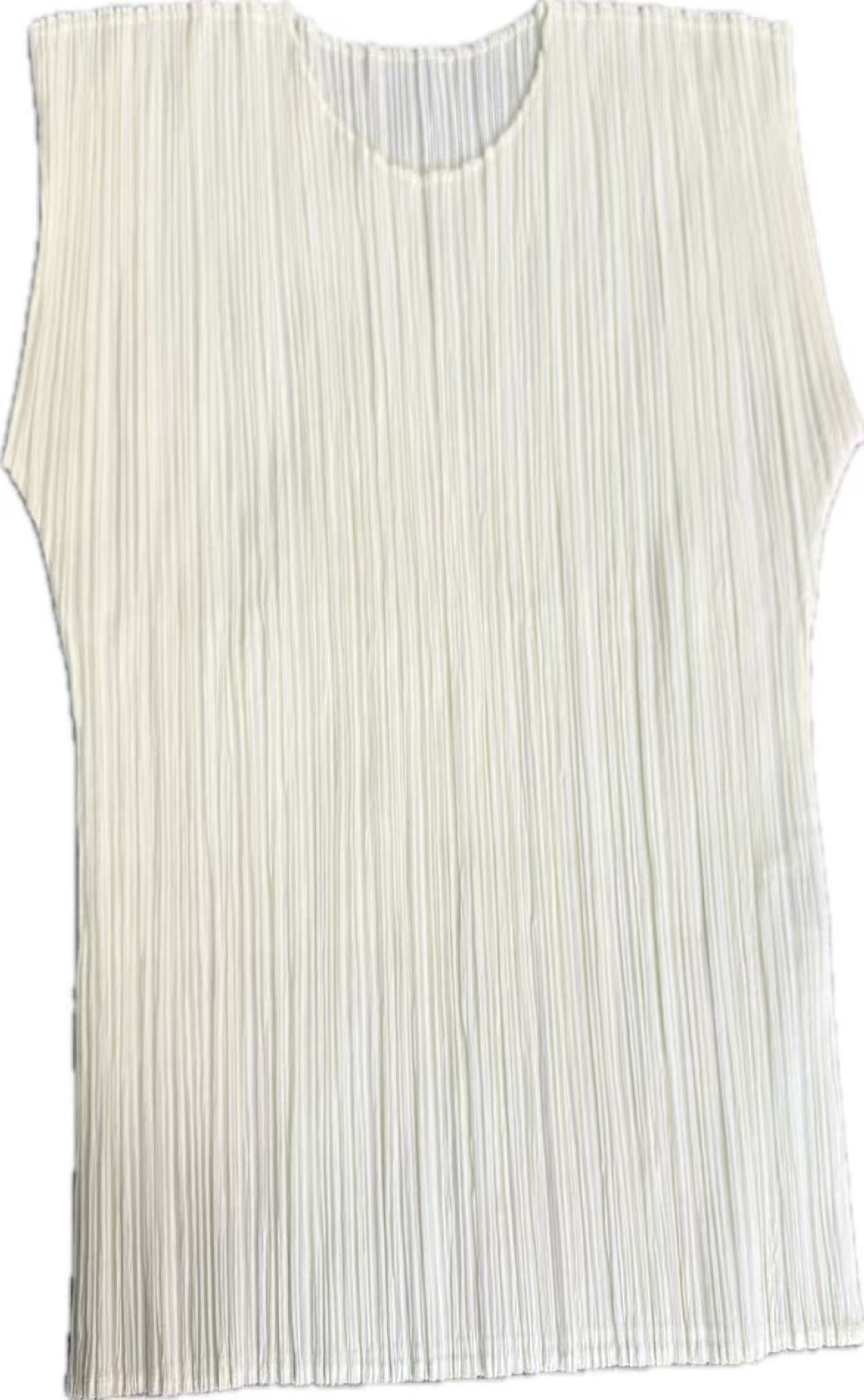 ISSEY MIYAKE PLEATS PLEASE creamy white top size 3 top