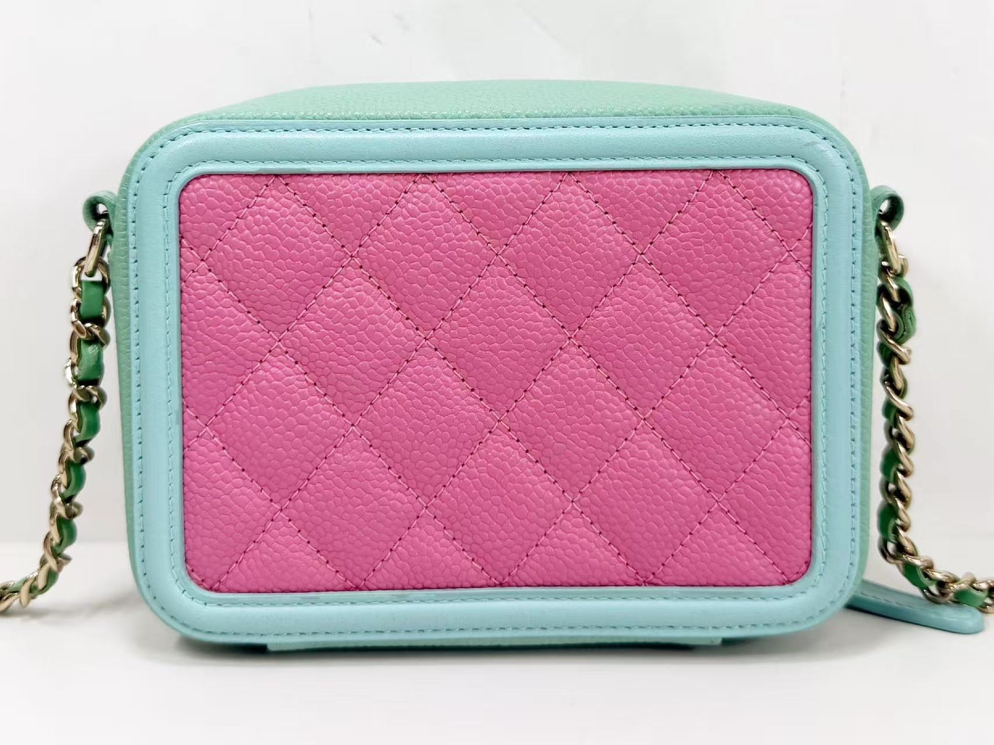 CHANEL CC Filigree Matelasse Caviar Leather Shoulder Bag in Pastel Multicolor, 15cm Wide, Approximately 27 Series, Gold Hardware, with Seal, 27017887