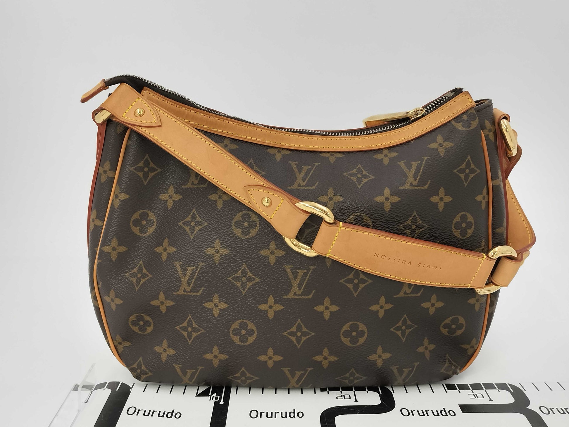 LOUIS VUITTON LV Monogram Shoulder Bag