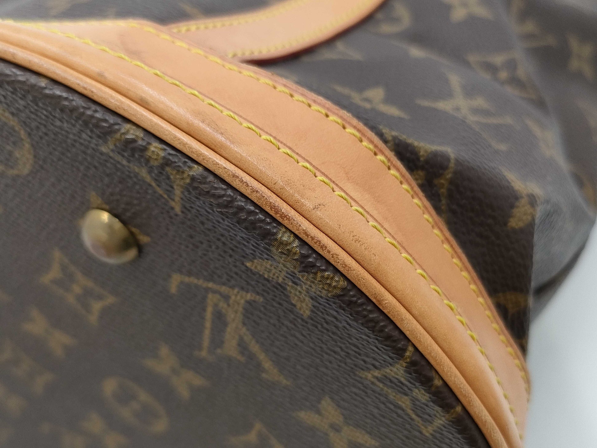 LOUIS VUITTON Monogram Packet Tote Bag
