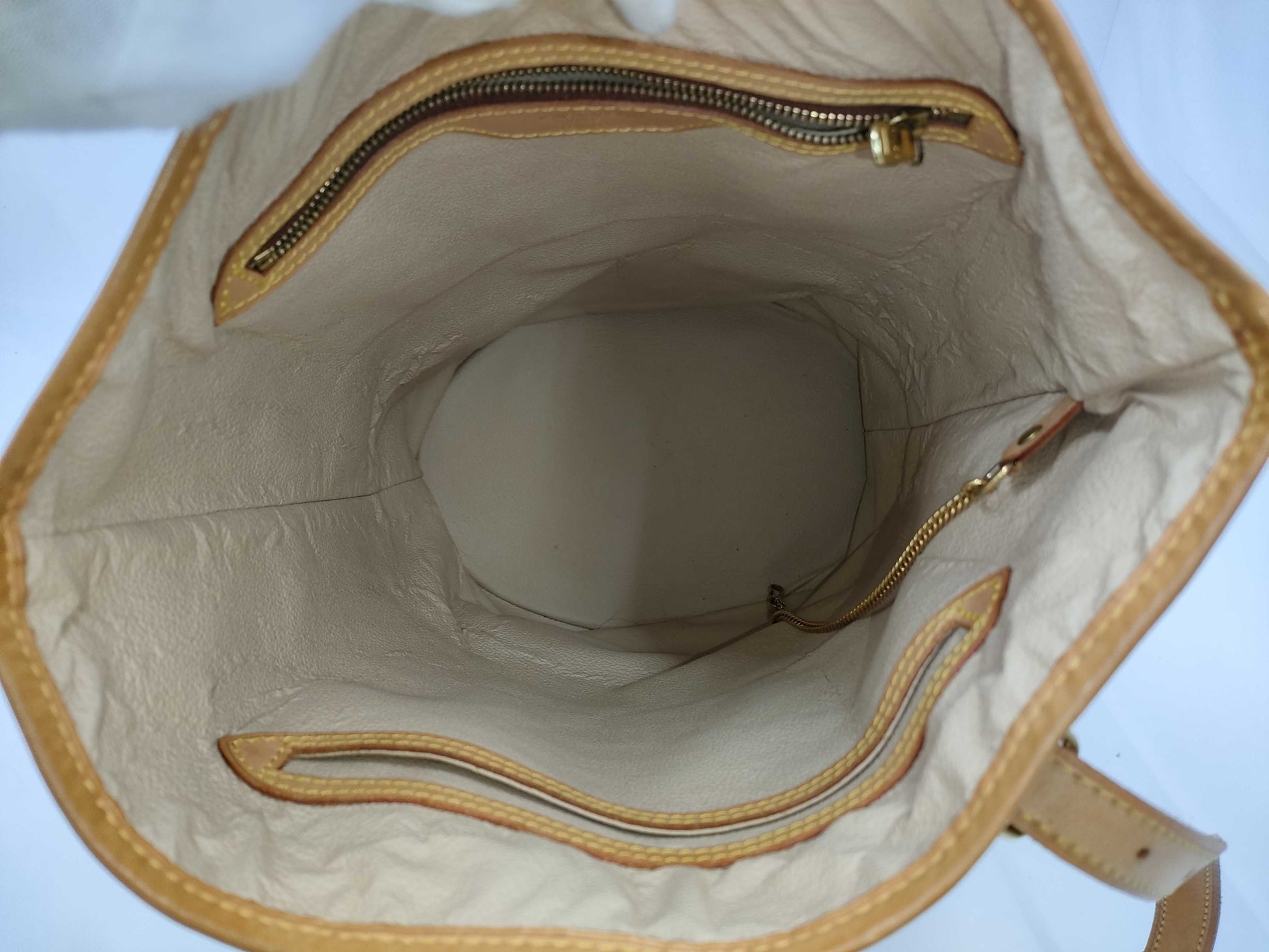 LOUIS VUITTON Monogram Packet Tote Bag