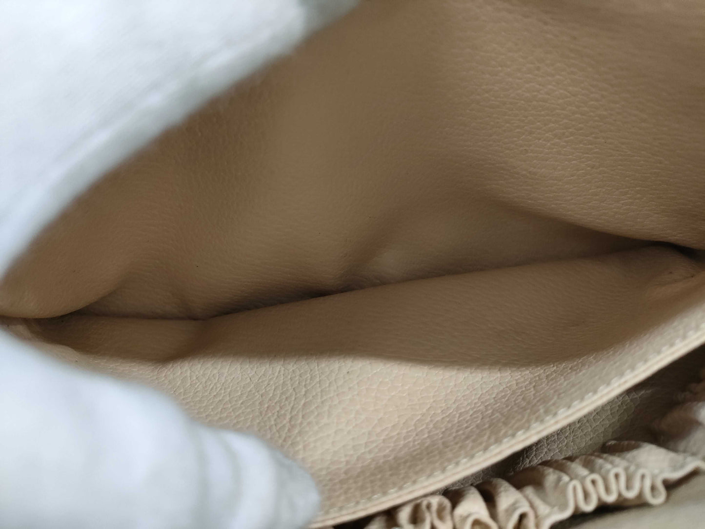 LOUIS VUITTON True Toilet 23 Pouch