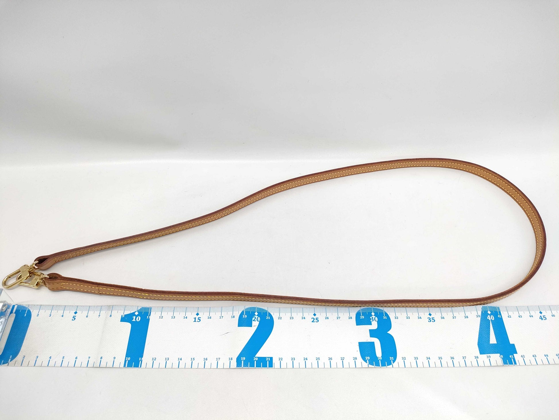 LOUIS VUITTON Natural Leather Shoulder Strap 