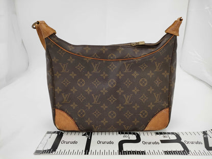 LOUIS VUITTON Monogram Shoulder Bag