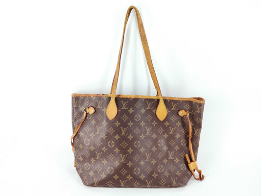 LOUIS VUITTON Monogram Louis Vuitton Tote Bag