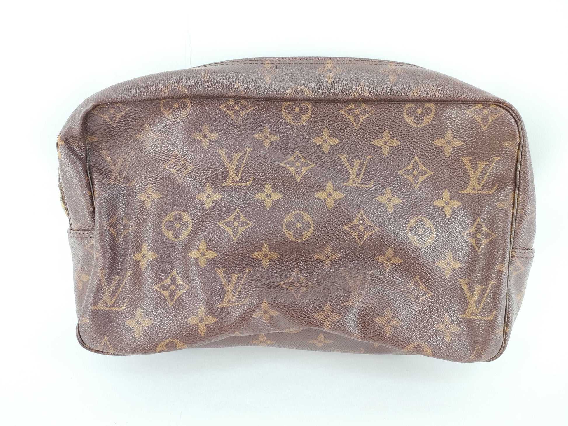 LOUIS VUITTON Monogram Louis Vuitton Pouch