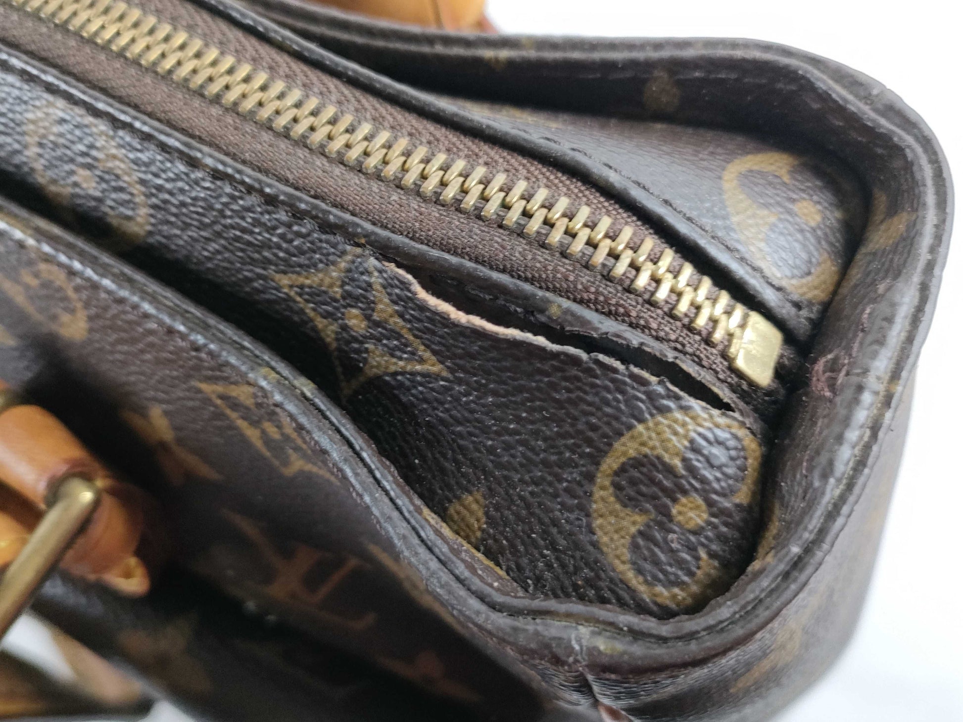 LOUIS VUITTON M51162 Monogram Louis Vuitton Shoulder Bag