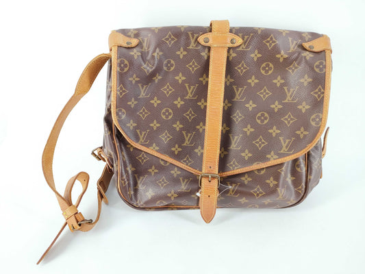 LOUIS VUITTON Monogram Louis Vuitton Shoulder Bag