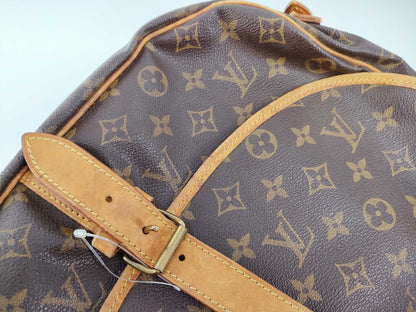LOUIS VUITTON Monogram Louis Vuitton Shoulder Bag