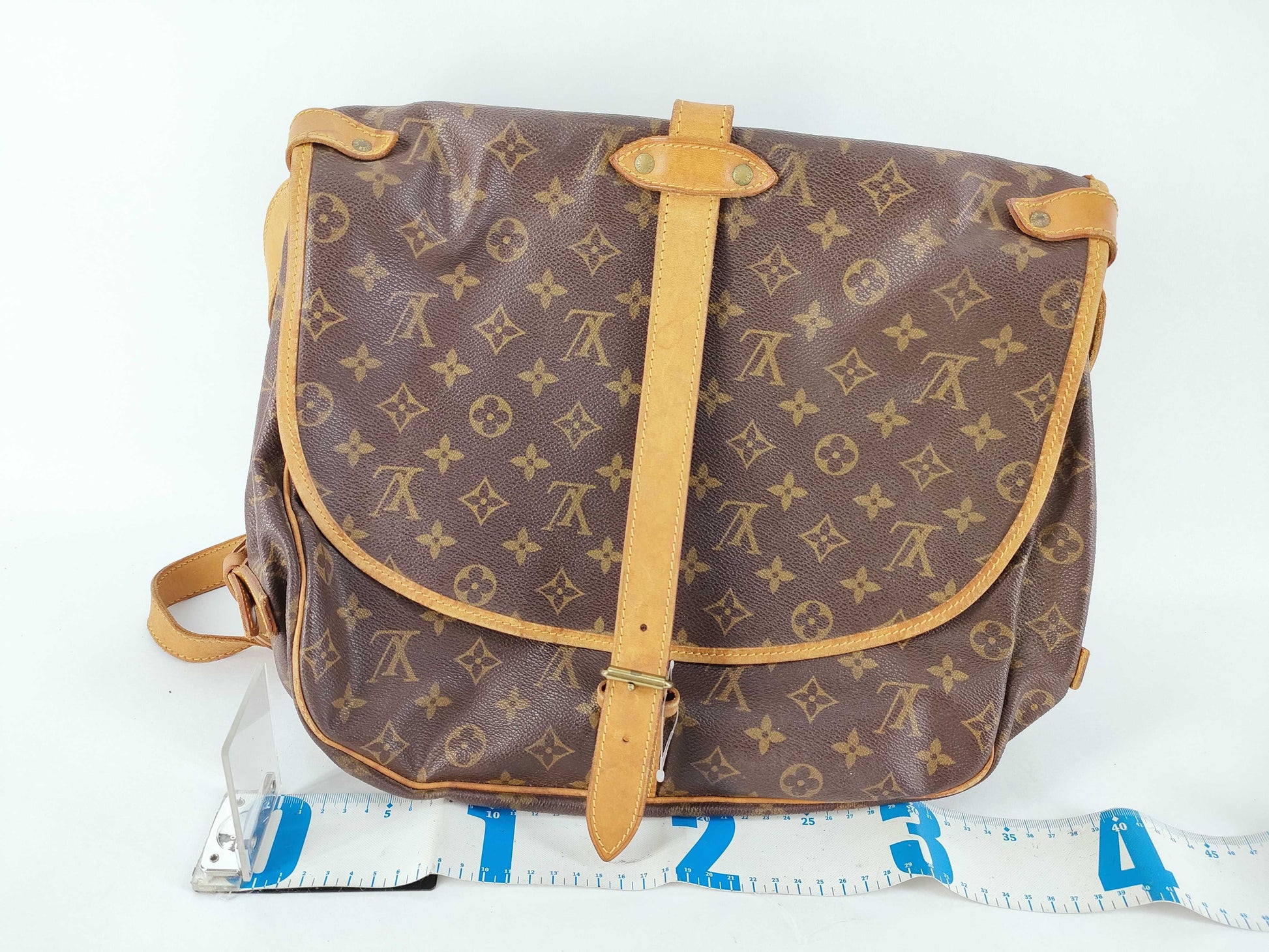 LOUIS VUITTON Monogram Louis Vuitton Shoulder Bag