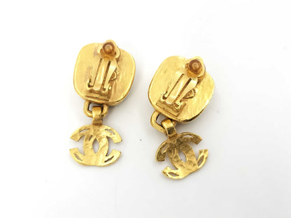 CHANEL CHANEL Coco Mark Swing Earrings with Black Stone