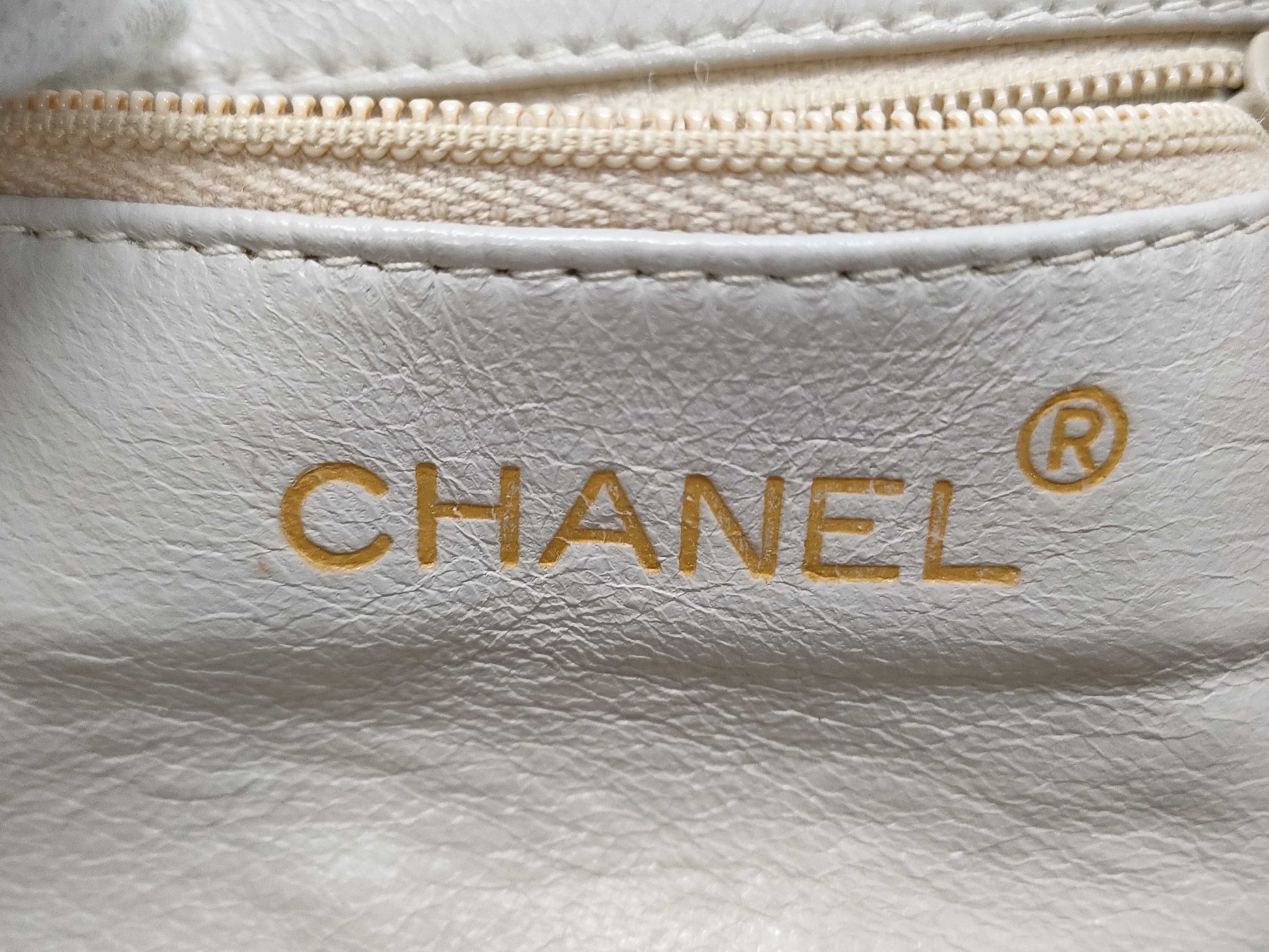 CHANEL Lambskin Clasp Pouch 1994561 Seal Shoulder Bag