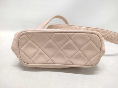 CHANEL Lambskin Clasp Pouch 1994561 Seal Shoulder Bag